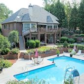 McDonough Home 4 acres pool