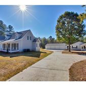 Country House With Guest House