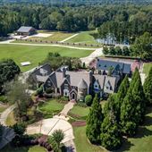 Stunning estate and cottage on 130 acres