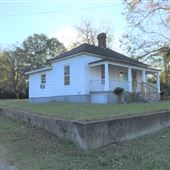 1900's Mill House in Conyers - Covered Front Porch