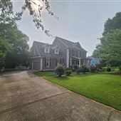 Lakefront House in Newnan