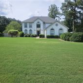 Suwanee Lakefront property w/pool
