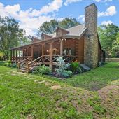 Beautiful Genuine Log Cabin With 30 Foot Ceilings!