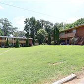 Clarkston Brick Apartments