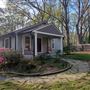 Westside Bungalow near Sweetwater Creek