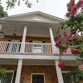 Home on Golf Course w/ 2nd story balcony