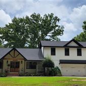 Lady Luck Oaks (Farm/Woods Property)