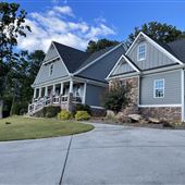 Craftsman style country home on 3.5 acres