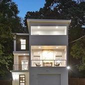 24 Hutchinson St NE