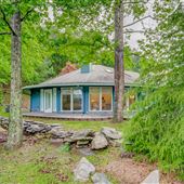 Lake Arrowhead | Mountain Setting & Lake View