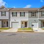 Townhouse with One-Car Garage