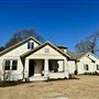 43 N Peachtree Street