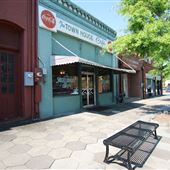 The Town House Cafe