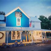 Creative Home Store - 1800's Farmhouse with Fresh Clean Interior
