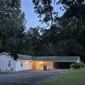 Grandmas house on 4 acres in Dallas GA adjacent to ID 10134905