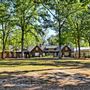 The Lodge at Blue Springs Farm