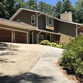 Private Peachtree City home