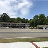 Pine Crest Motor Lodge