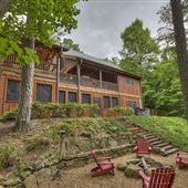 Blue Ridge Cabin - Wooded and Secluded