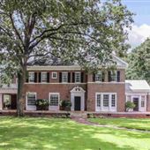 Georgian Revival Style Home