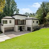 Upscale & Modern in Sandy Springs