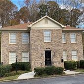 Brianwood Condominum Clubhouse & Pool