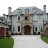 Estate Home w/4 Car Garage