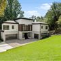 Upscale & Modern in Sandy Springs