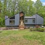 Designer Contemporary in Prime East Cobb (Marietta) - Production Perfect!