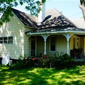 THE YELLOW ARTS & CRAFTS HOUSE in OLD TOWN CONYERS