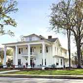 Sparrow Hill Inn