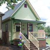 Creole Cottage in Downtown Atlanta by Mercedes Stadium