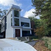 Contemporary / Modern Home