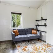 Loft-Styled Apt W/ Fenced Backyard & Fire Pit