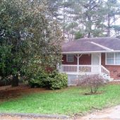 Cute Ranch w/large backyard