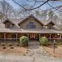 Log house on Lake Lanier