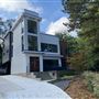 Contemporary / Modern Home