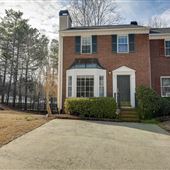 Wooded Marietta Townhouse