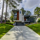 Modern / Contemporary City Residence (w/ Pool)