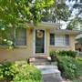3 BDRM, 2 BATH BUNGALOW IN TOWN