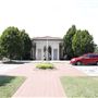 Quinlan Art Center