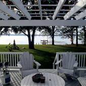 Neves Lake House