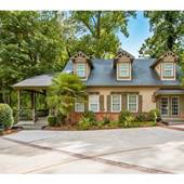 House in Sandy Springs