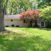 Ranch home on 1 acre
