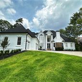 Transitional Style Home with Lots of Natural Light