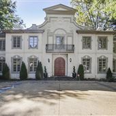 Vacant Buckhead Home w/Grand Foyer