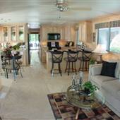 Luxury Houseboat - Lake Lanier