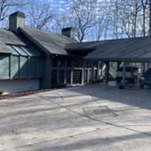 1980 Lanier Lake House