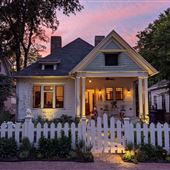 Lake Ave Victorian Cottage