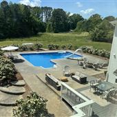 Sunny Backyard Pool EXT ONLY